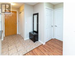 218 340 Watson Street W, Whitby, ON L1N9G1 Photo 5