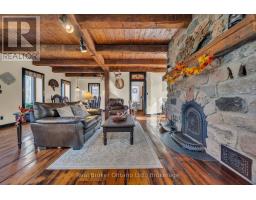 Loft - 4766 Hyndman Drive, Southwest Middlesex, ON N0L1A0 Photo 5