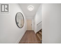 501 480 Front Street W, Image 3