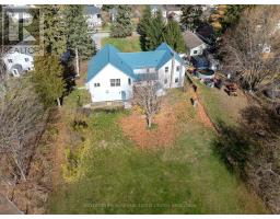 Family room - 20 Gilbert Street, Lansdowne Village, ON K0E1L0 Photo 5