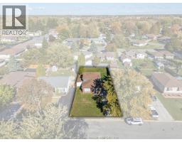 4pc Bathroom - 252 Murdoch, Harrow, ON N0R1G0 Photo 5