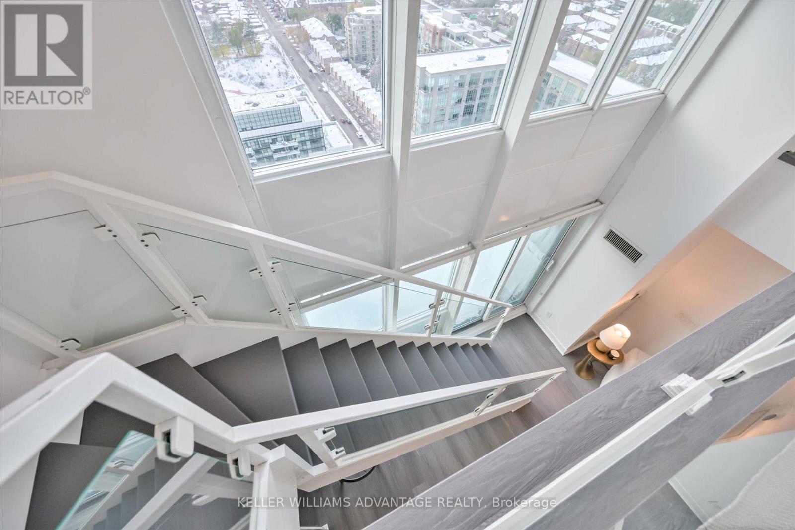 Ph 2910 155 Legion Road N