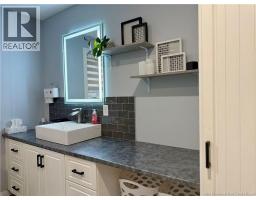 Bedroom - 133 Bellevue Street, Edmundston, NB E3V2E2 Photo 2