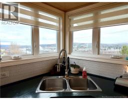 Kitchen - 133 Bellevue Street, Edmundston, NB E3V2E2 Photo 3