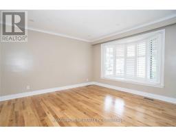 56 Ascolda Boulevard, Image 3