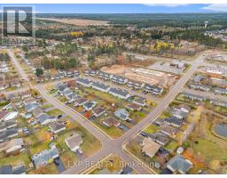 Dining room - 3000 Sandstone Crescent, Petawawa, ON K8H0B2 Photo 4