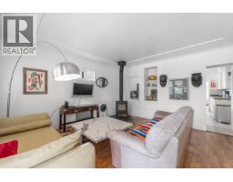 7429 Fraser Street, Image 2