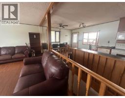 Primary Bedroom - 5204 Tamarack Crescent, Fort Nelson, BC V0C1R0 Photo 4