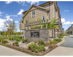 101 19913 70 Avenue, Langley, BC V2Y0S9 Photo 2