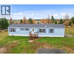 Bedroom - 257 Wilmot Road, Wilmot, NB E7P2V8 Photo 2