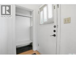 Bedroom - 1352 Argyle Street, Regina, SK S4T3R9 Photo 3