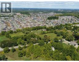 453 Mount Pleasant Road, Brantford, ON N3T5L5 Photo 3