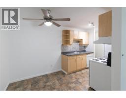 Dining room - 445 All Star Court Unit 106, Kelowna, BC V1X5N7 Photo 4