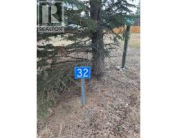 Bedroom - 32 56302 Range Road 144, Rural Yellowhead County, AB T7E3S2 Photo 3