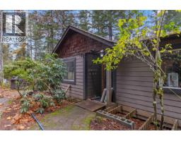 Bedroom - 660 Millstream Lake Rd, Highlands, BC V9B6E9 Photo 2