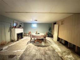 Bedroom - 38 6th Street Se, Altona, MB R0G0B3 Photo 2