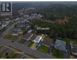29 Laurier Rd, Elliot Lake, ON P5A2T9 Photo 2