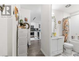 Kitchen - 1501 65 Watergarden Drive, Mississauga, ON L5R0G9 Photo 3