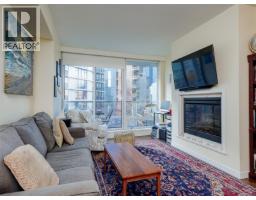 Bathroom - 403 708 Burdett Ave, Victoria, BC V8W0A8 Photo 2