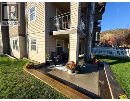 Den - 533 Yates Road Unit 114, Kelowna, BC V1V2T7 Photo 2