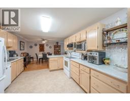 Primary Bedroom - 2477 Ingram Road Unit 203, West Kelowna, BC V4T1W7 Photo 5