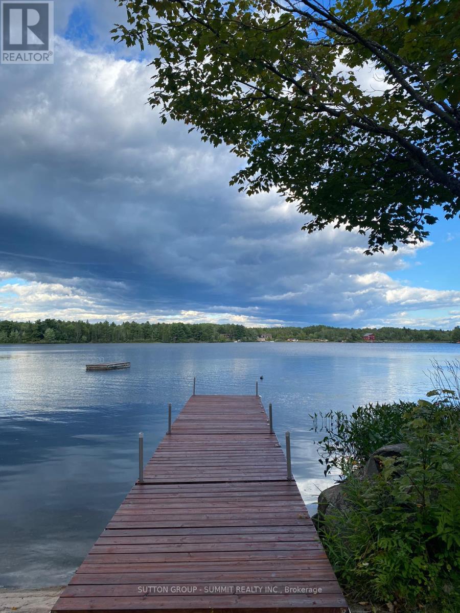 98 West Ham Lake Road