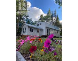 Dining room - 98 West Ham Lake Road, Killarney, ON P0M1A0 Photo 2