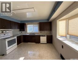 Bedroom - 326 3rd Avenue Sw, Eston, SK S0L1A0 Photo 4