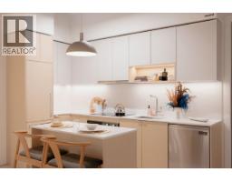 104 3633 Willingdon Avenue, Burnaby, BC V0V0V0 Photo 2