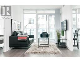 1812 36 Lisgar Street, Image 2