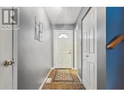 Bedroom 2 - 8 1330 Trowbridge Drive, Oshawa, ON L1G7R7 Photo 5