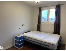 Kitchen - 18323 66 Av Nw, Edmonton, AB T5T1Z5 Photo 3