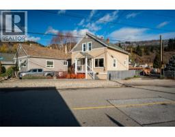 Storage - 1631 Fifth Avenue, Trail, BC V1R1V1 Photo 5