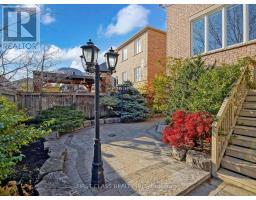 Family room - 99 Rivermill Crescent, Vaughan, ON L6A0H4 Photo 5