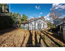 1008 Rainbow Valley Road, Springwater, ON L0L2K0 Photo 5