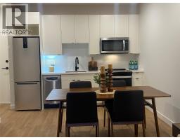 Kitchen - 514 Victoria Street Unit 404, Nelson, BC V1L4K8 Photo 5