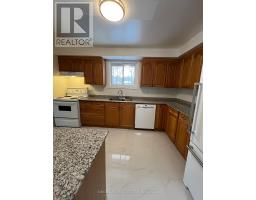 Bedroom 2 - 100 River Drive, East Gwillimbury, ON L9N1A4 Photo 5