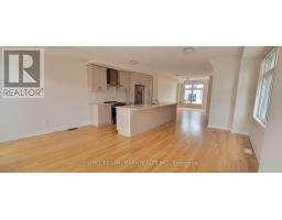 Living room - 2514 Castlegate Crossing, Pickering, ON M1X0H6 Photo 3