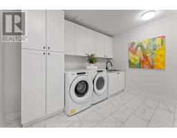 Living room - 24 Howard Williams Court, Uxbridge, ON L9P0R2 Photo 3