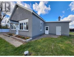 Dining room - 7794 County Road 21 Road, Edwardsburgh Cardinal, ON K0E1X0 Photo 2