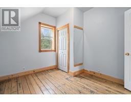 Bedroom 3 - 2377 Fraserburg Road, Lake Of Bays, ON P1L1X3 Photo 3