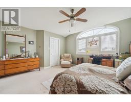 Living room - 134 Richfield Square, Clarington, ON L1E3G3 Photo 2