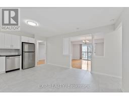 Living room - 210 2506 Rutherford Road, Vaughan, ON L4K5N4 Photo 2