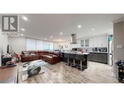 1705 101 Prudential Drive, Image 3