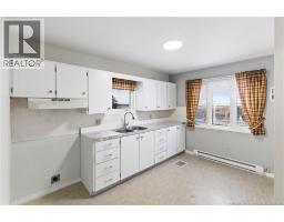 Living room - 5220 Route 114, Hopewell Hill, NB E4H3N3 Photo 5