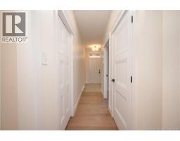 Living room - 552 Royal Oaks Boulevard, Moncton, NB E1H3S7 Photo 4