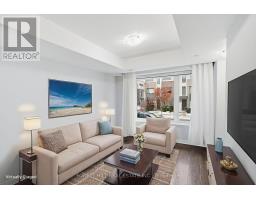 6 157 William Duncan Road, Image 2