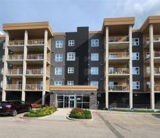 Living room - 209 100 Creek Bend Road, Winnipeg, MB R2N0G1 Photo 2