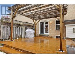 Primary Bedroom - 56 Weymouth Road, Barrie, ON L4M6R7 Photo 4