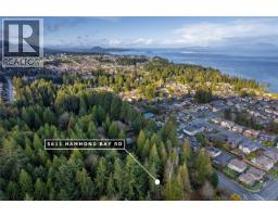 5611 Hammond Bay Rd, Nanaimo, BC V9T5N2 Photo 2